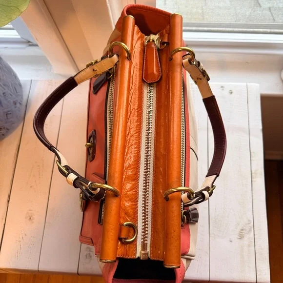 COACH | Louisa Satchel (2011) #19276, Beige and Coral Color Block - Picture 4 of 17